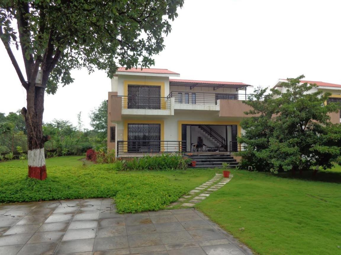 Wada Watermark Villa By Camp Sutra Kanchad Ngoại thất bức ảnh